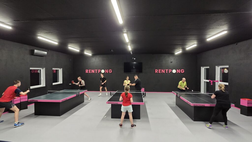 Sala ping‑ponga RENTPONG – tenis stołowy w Luboniu